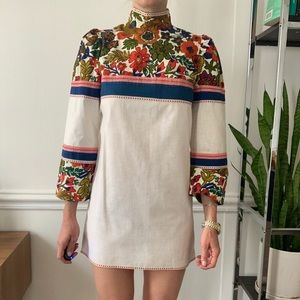 Adorable vintage mini dress!